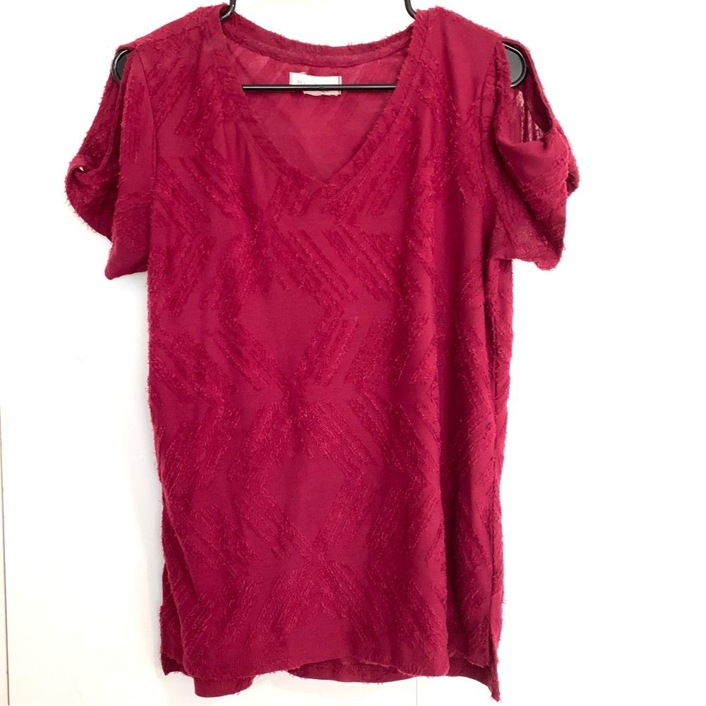 Peace & Pearls Shoulder Cut Out Blouse